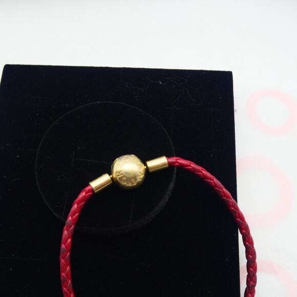 Pandora Moments Red Woven Leather Bracelet Gold Clasp 7.5 inches Long - Picture 7 of 7